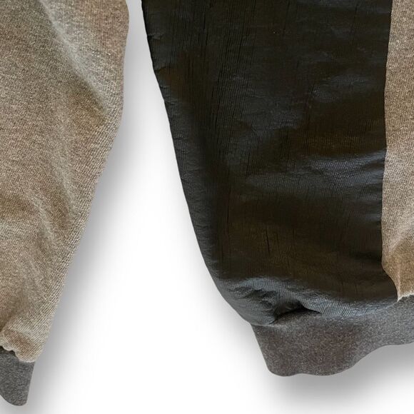 FENDI Double FF Motif Grey & Black Sweater
|Size: Youth 12A| - Picture 8 of 12